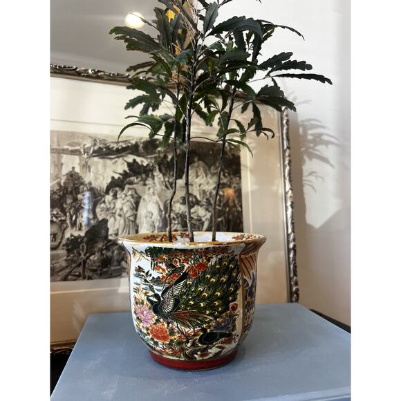 Antique Japanese‎ Satsuma Ware Planter – Hand-Painted Small 4.25 H x 5.5” W - Picture 2 of 5